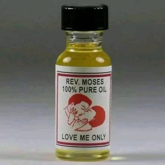 
        A mystical and enchanting oil, "Return Back To Me" is not your average commodity. With its unique properties and captivating allure, this magic oil is sure to pique the interest of any curious mind.
        